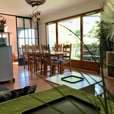The Green Fee Close To The Golf Course And 5 Minutes From The Lake Giez ภายนอก รูปภาพ